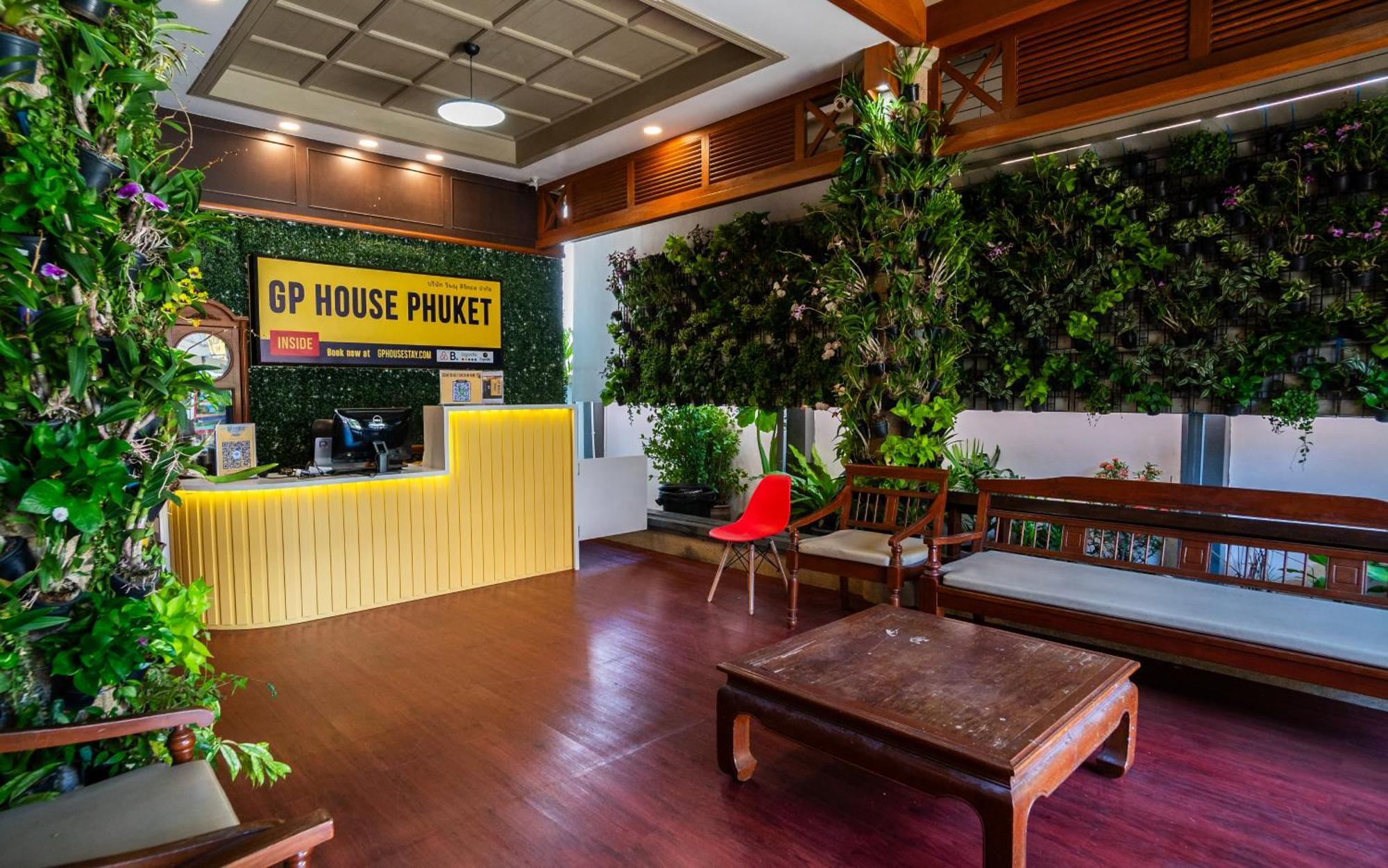 Gp House Phuket Patong Beach Buitenkant foto