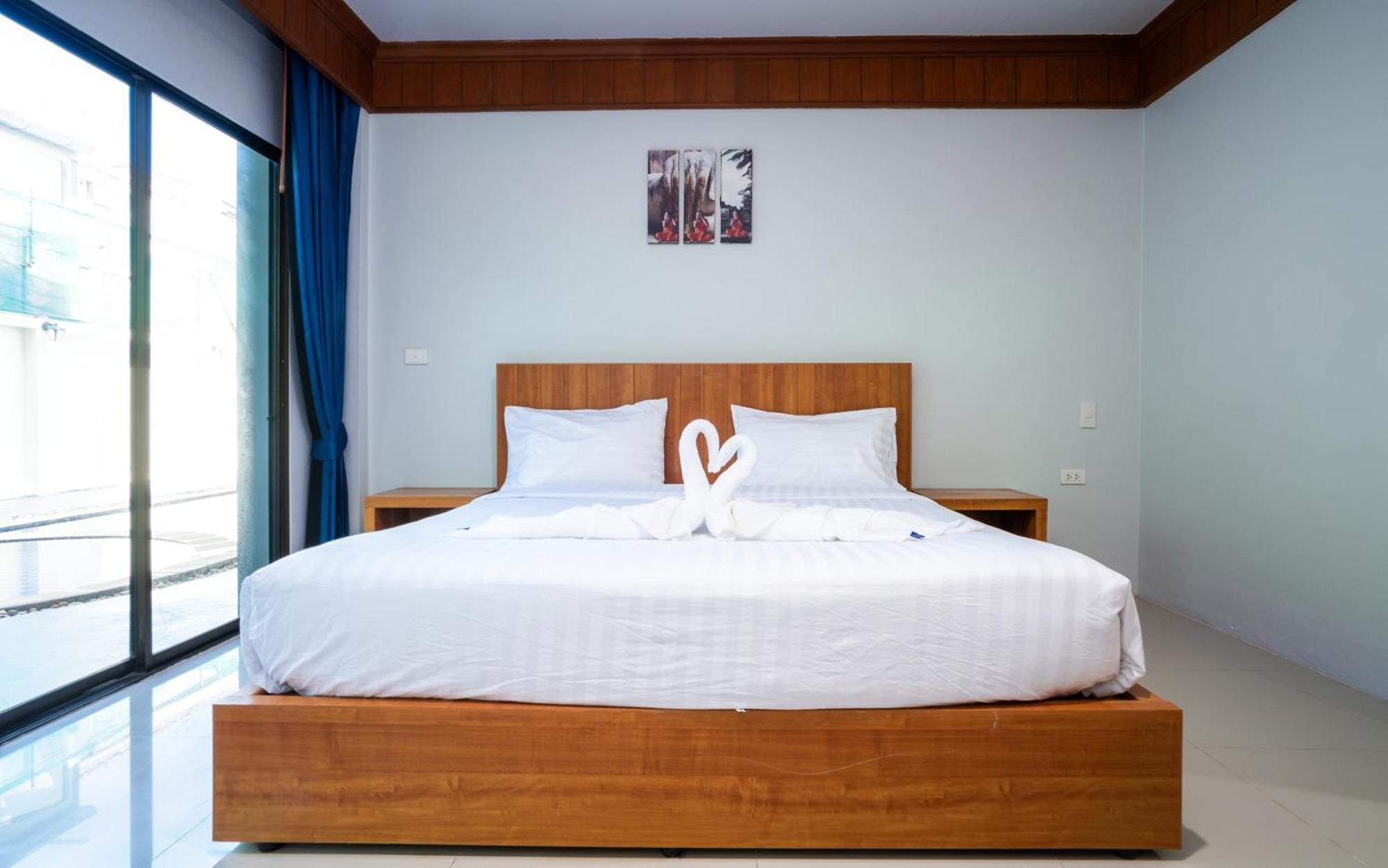 Gp House Phuket Patong Beach Buitenkant foto